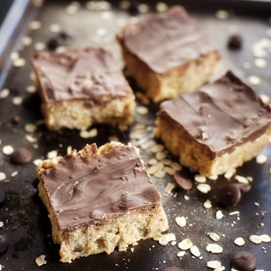 Peanut Butter No Bake Oatmeal Bars