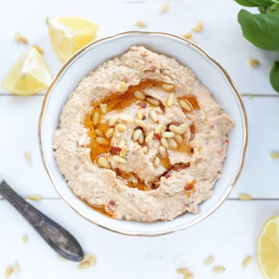 Dried Tomato Hummus