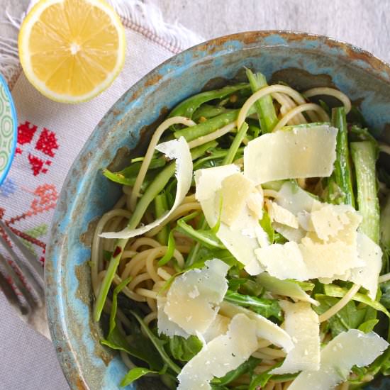 Spaghetti with Asparagus & Chilli