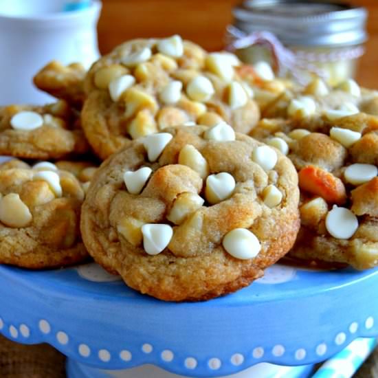 White Chocolate Macadamia Cookies