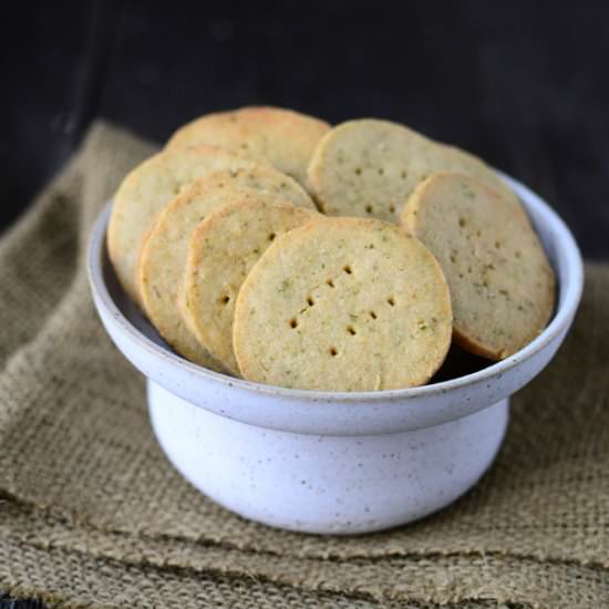 Whole Wheat Cheddar Crackers