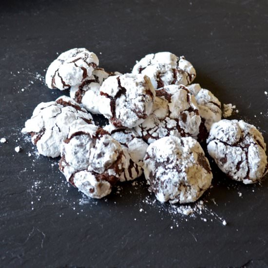 Chocolate Crinkle Cookies