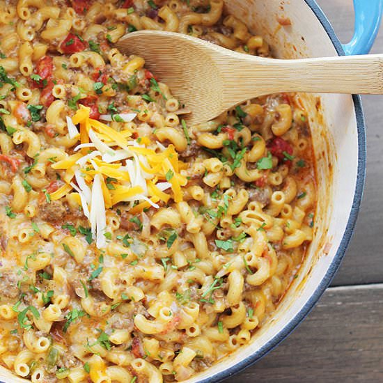 Chile Con Queso Mac and Cheese