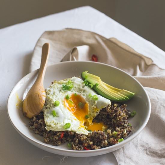 Quinoa Breakfast Bowl