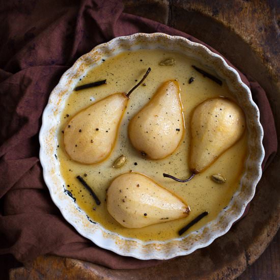 Sweet Wine Roasted Pears