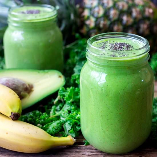 Pineapple Avocado Detox Smoothie