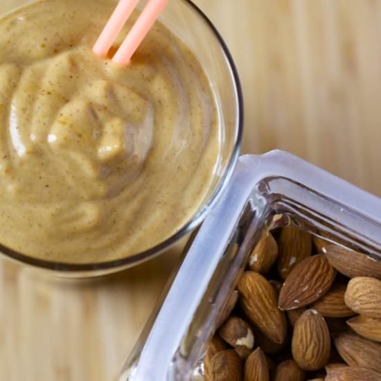 Pumpkin Almond Spice Smoothie