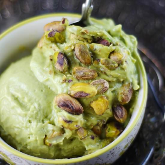 Creamy Dreamy Pistachio Ice Cream