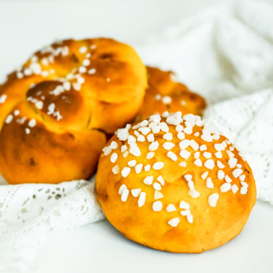 Saffron Buns