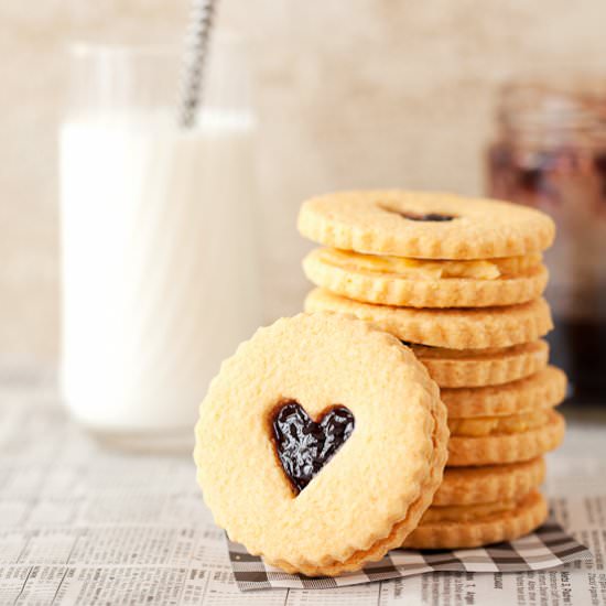 Custard Cream Biscuits