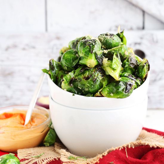 Crispy Garlic Brussels Sprouts