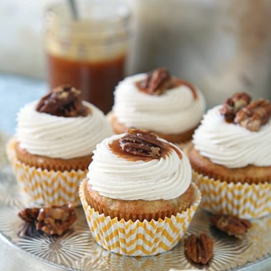 Salted Caramel Hummingbird Cupcakes
