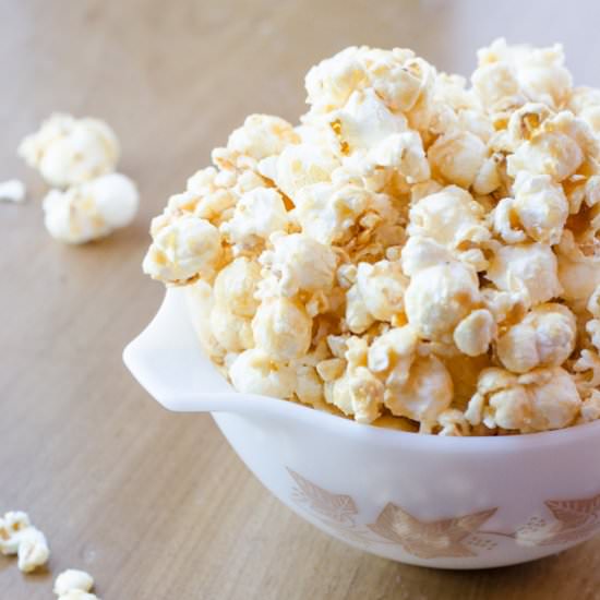 Easy Caramel Corn