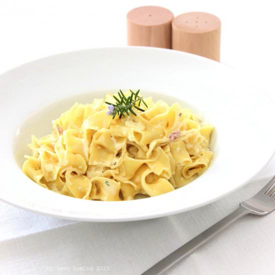 Cheesy Noodles