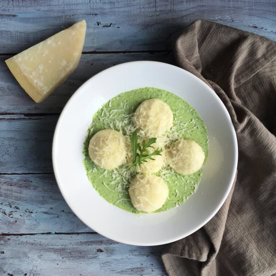 Gnudi with Arugula Pesto