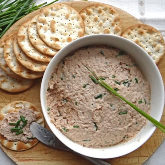 Tuna mousse dip