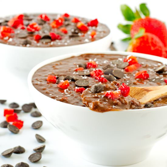 Simple Vegan Chocolate Oatmeal