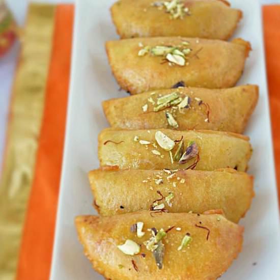 Gujiya Recipe