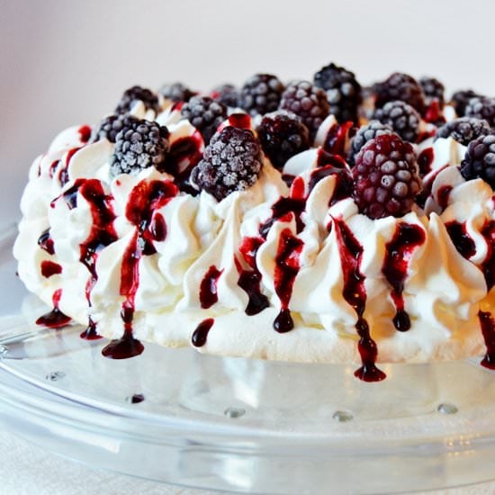 Pavlova with Blackberries