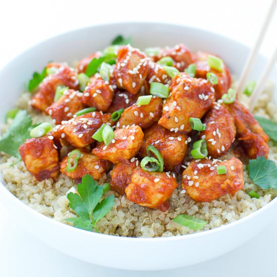 Honey Sriracha Chicken Quinoa Bowl