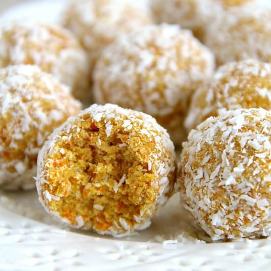 No-Bake Carrot Cake Energy Bites