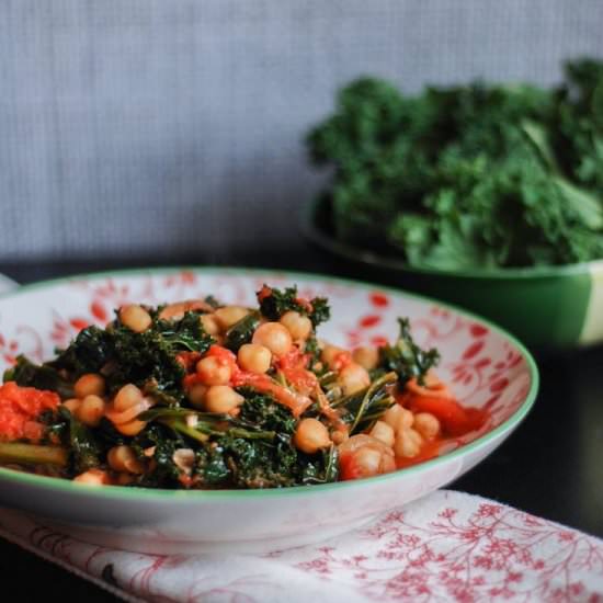 Chickpea and Kale with Tomato Sauce