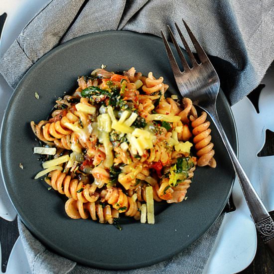 Spinach Tomato Chili Pasta