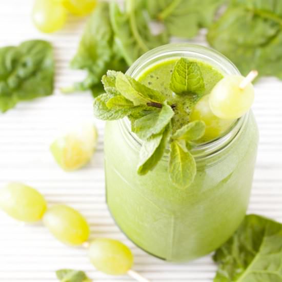 Green Goddess Grape Smoothie