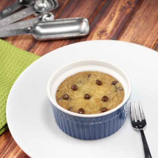 Deep Dish Chocolate Chip Cookie