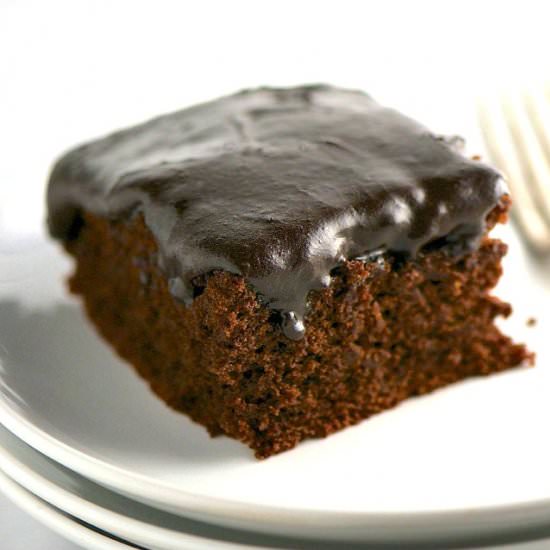 Vegan Chocolate Chai Cake