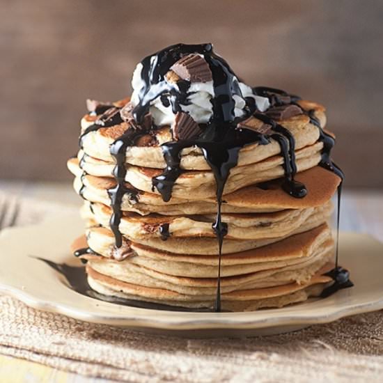 Peanut Butter Cup Pancakes