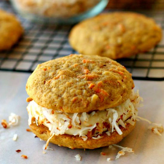 Carrot Cake Whoopie Pies