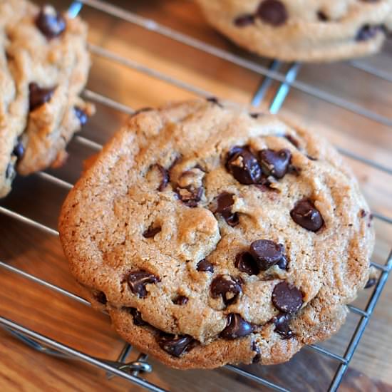 Bakery-Style Chocolate Chip Cookies