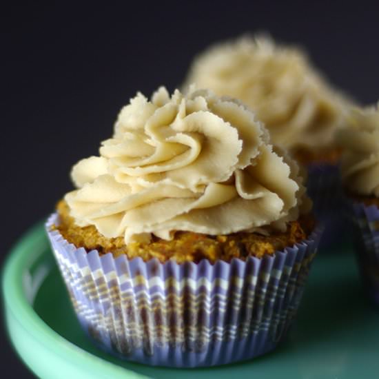 Raw Carrot Cake Cupcakes