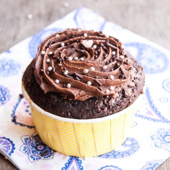 Eggless chocolate cupcake