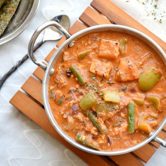 Pineapple and Vegetable Curry
