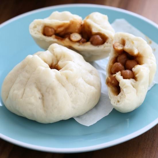 Teriyaki Chickpeas Bao