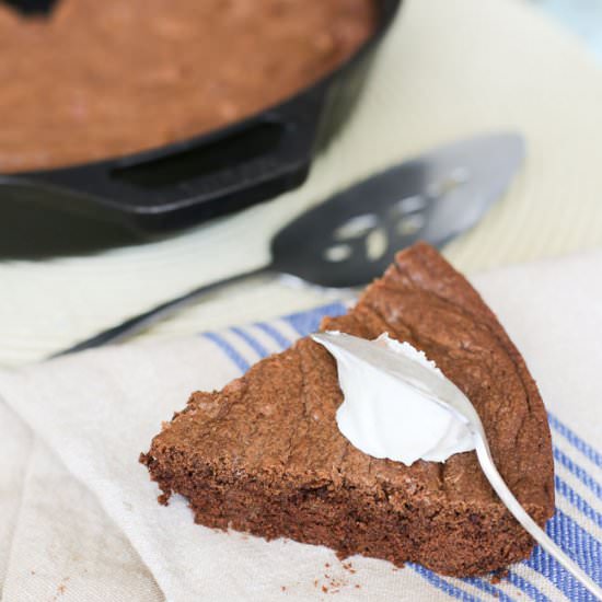 Chocolate Peppermint Skillet Cookie