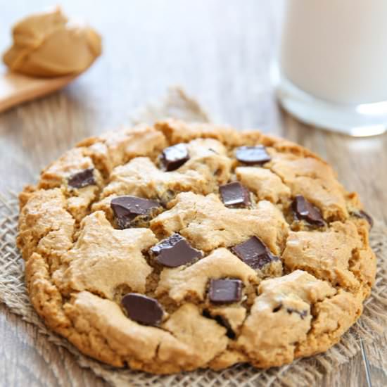 Flourless Peanut Butter Cookie