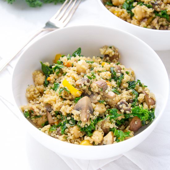 Chickpeas Kale and Quinoa Power bowls