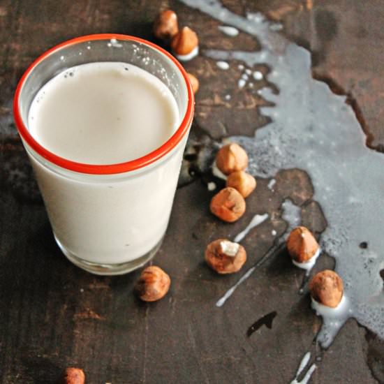 Vanilla Cardamom Hazelnut Milk