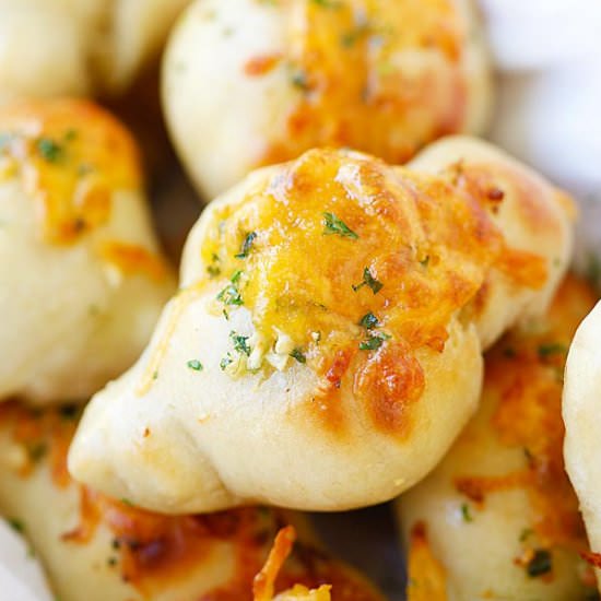 Cheddar Garlic Knots