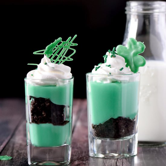No-Bake St. Patrick’s Day Dessert