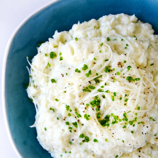Mashed Cauliflower with Cheese