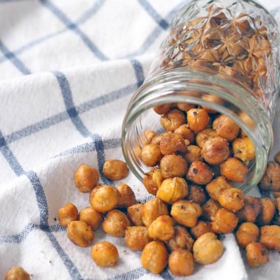 Crispy Spicy Roasted Chickpeas