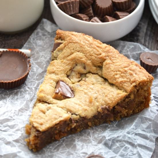 Peanut Butter Cup Cookie Pie