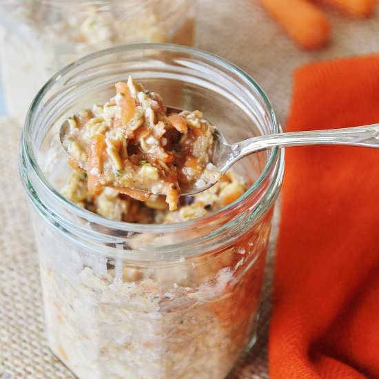 Vegan Carrot Cake Overnight Oats