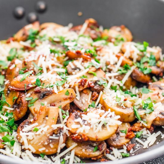Garlic and Parmesan Mushrooms
