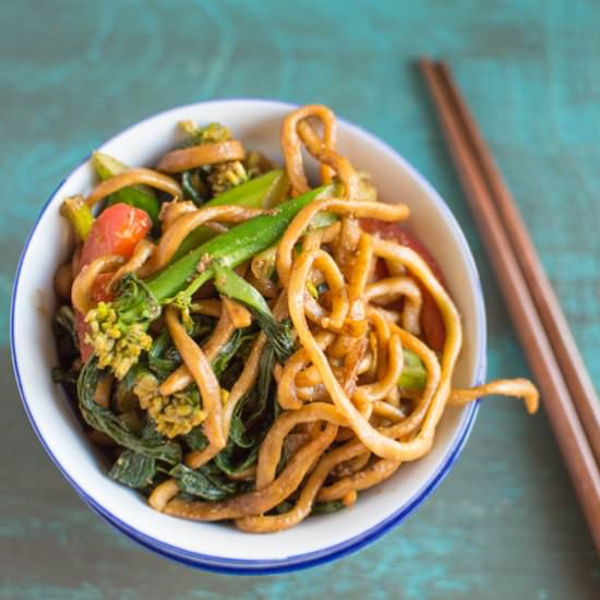 30-Minute Chicken Chow Mein