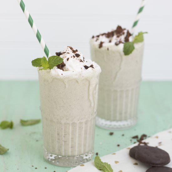 Mint Chocolate Cookie Shakes